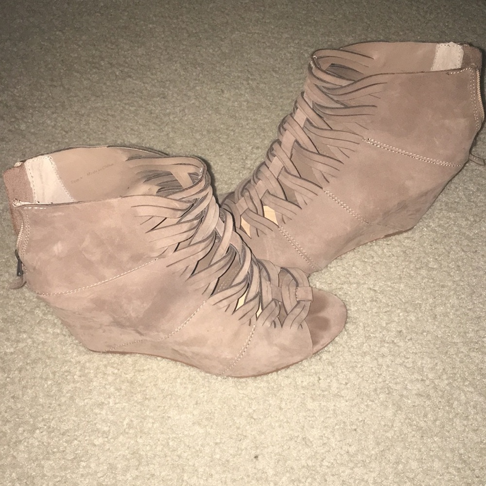 Dolce vita wedges